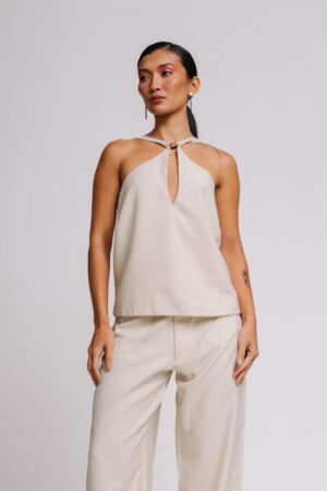 Blusa detalhe aviamento