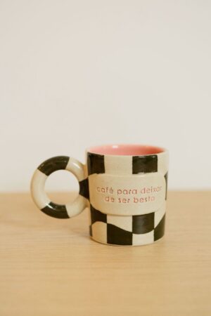 Caneca "café para deixar de ser besta"