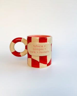Caneca "fofoca+amigas+café=terapia"
