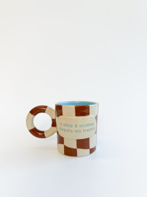 Caneca "a vida é melhor depois do treino"