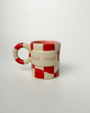 Caneca "good vibes"