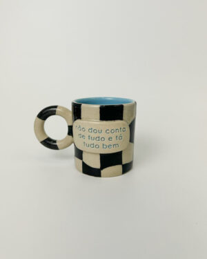 Caneca "não dou conta de tudo e tá tudo bem"