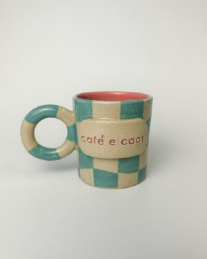 Caneca "café e caos"